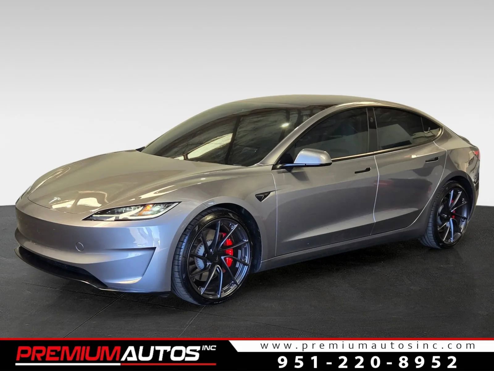 Used 2025 Tesla Model 3 Performance AWD/4WD image 1