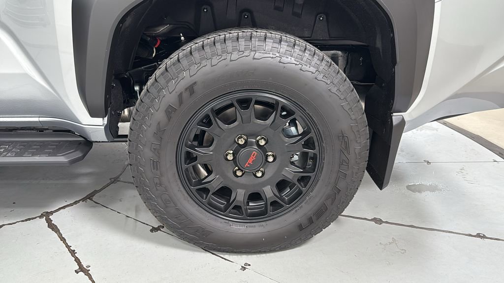 Used 2025 Toyota 4Runner TRD Off-Road Premium image 26
