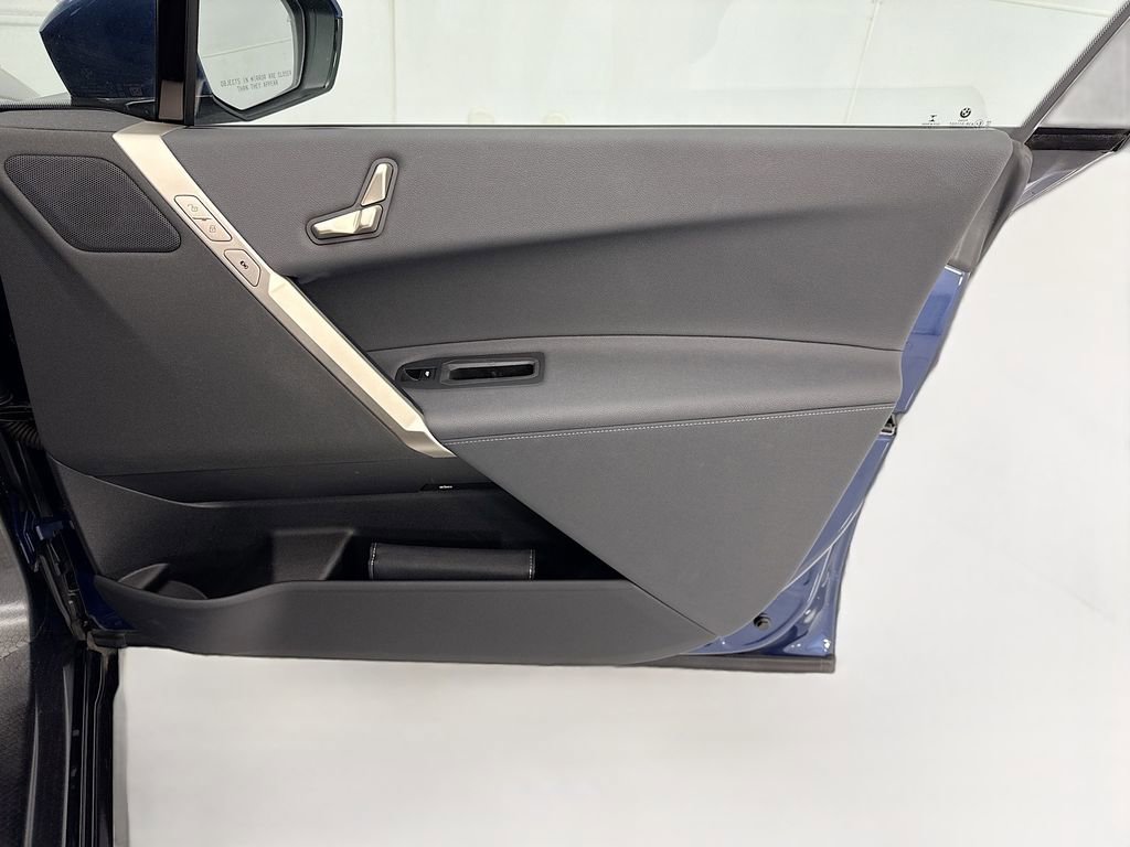 Certified 2023 BMW iX xDrive50 w/ Sport Package AWD/4WD image 24