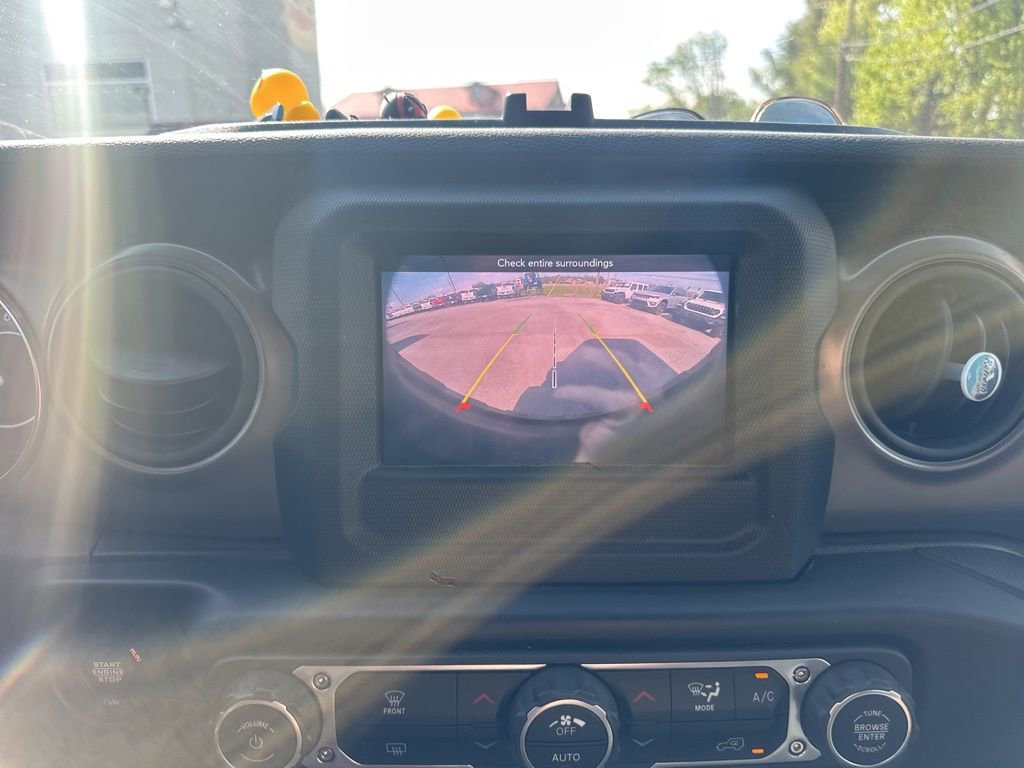Used 2021 Jeep Wrangler Unlimited Sport image 9