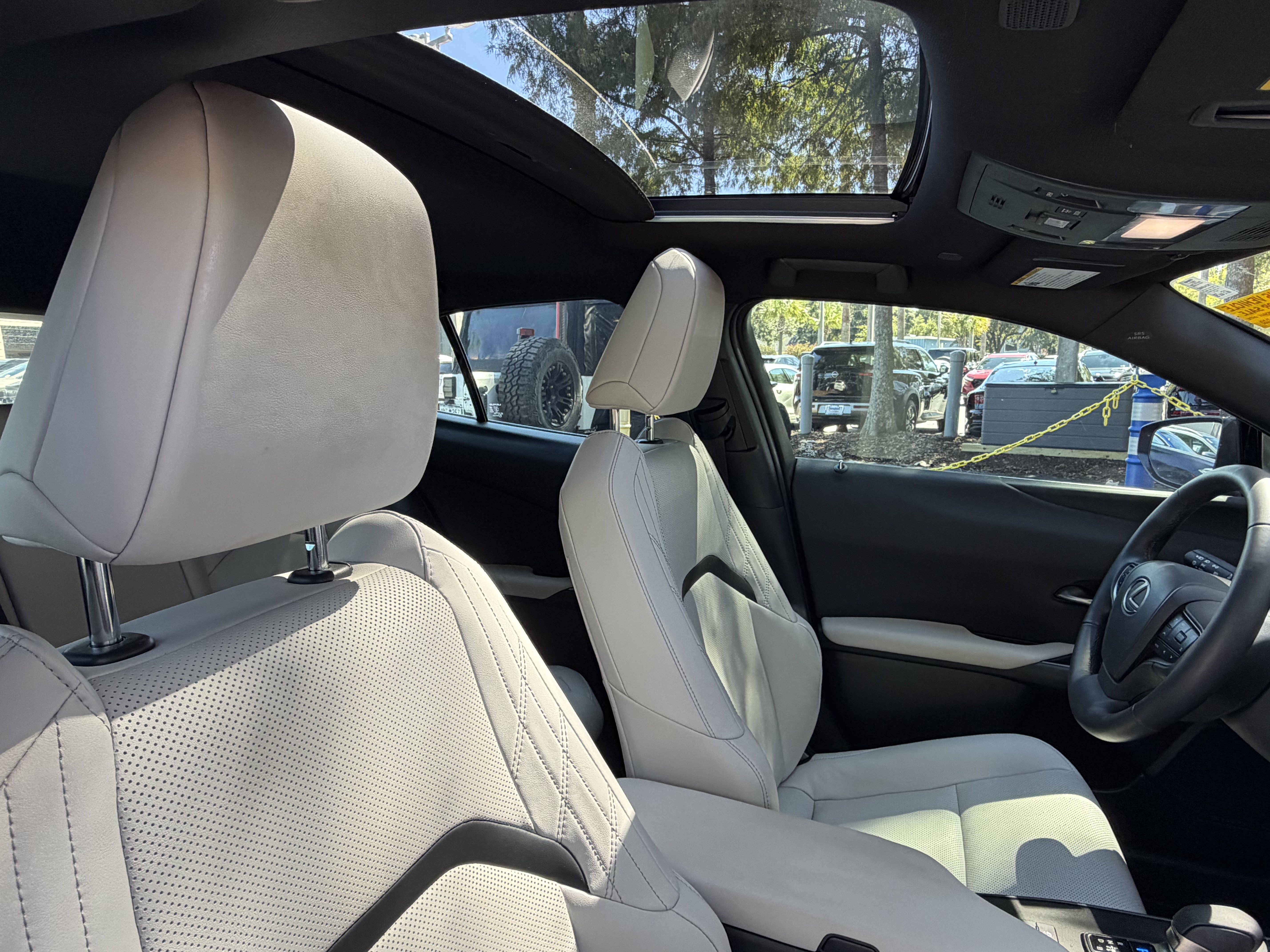 Certified 2025 Lexus UX 300h FWD w/ Accessory Package (Z1) image 42