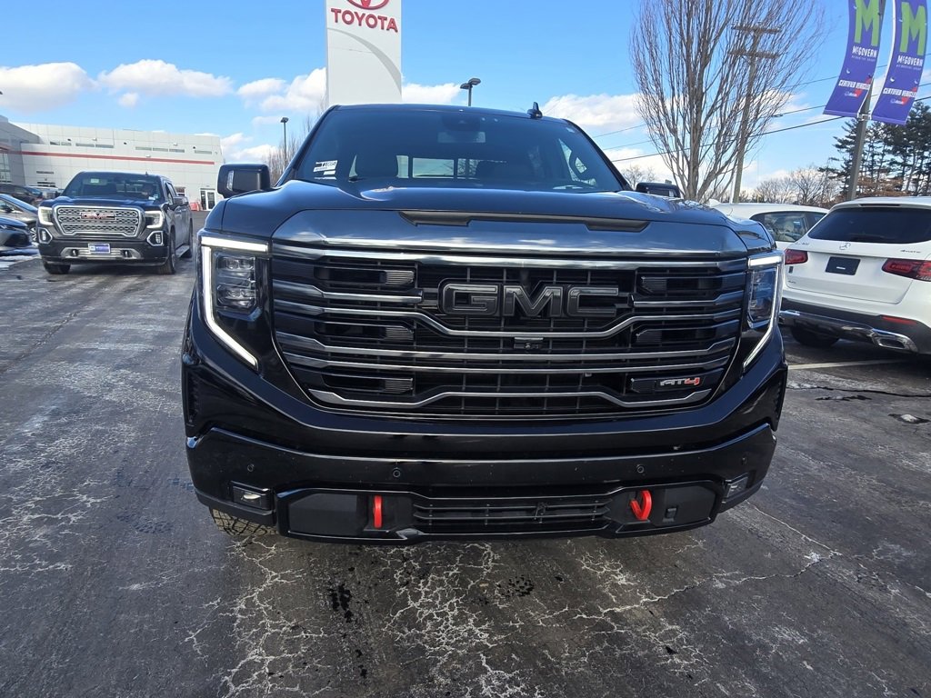 Used 2024 GMC Sierra 1500 AT4 w/ AT4 Premium Package image 9
