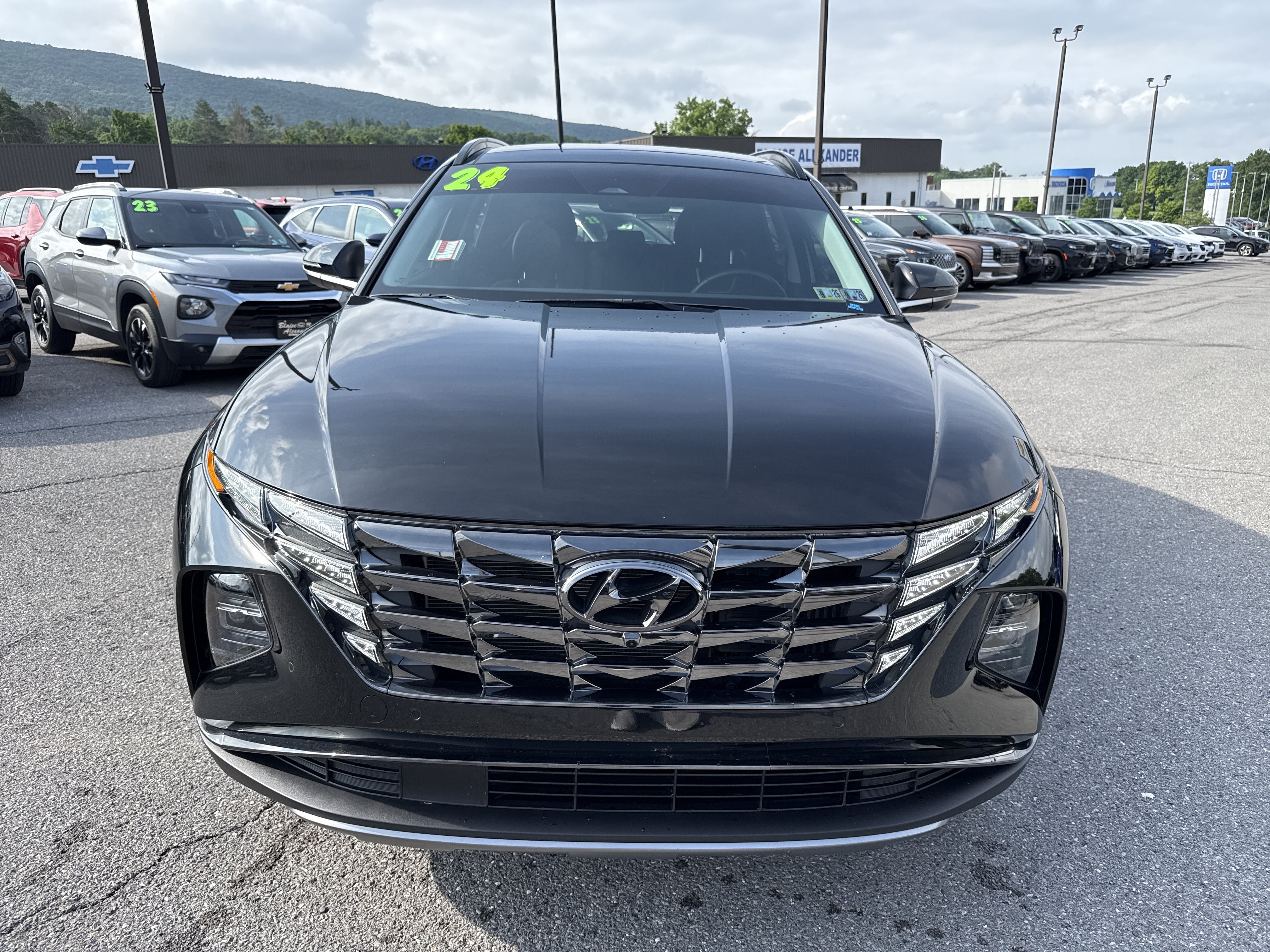 Certified 2024 Hyundai Tucson Limited AWD/4WD image 7