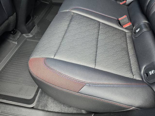 New 2026 Chevrolet Equinox RS w/ Safety and Technology Package AWD/4WD image 19