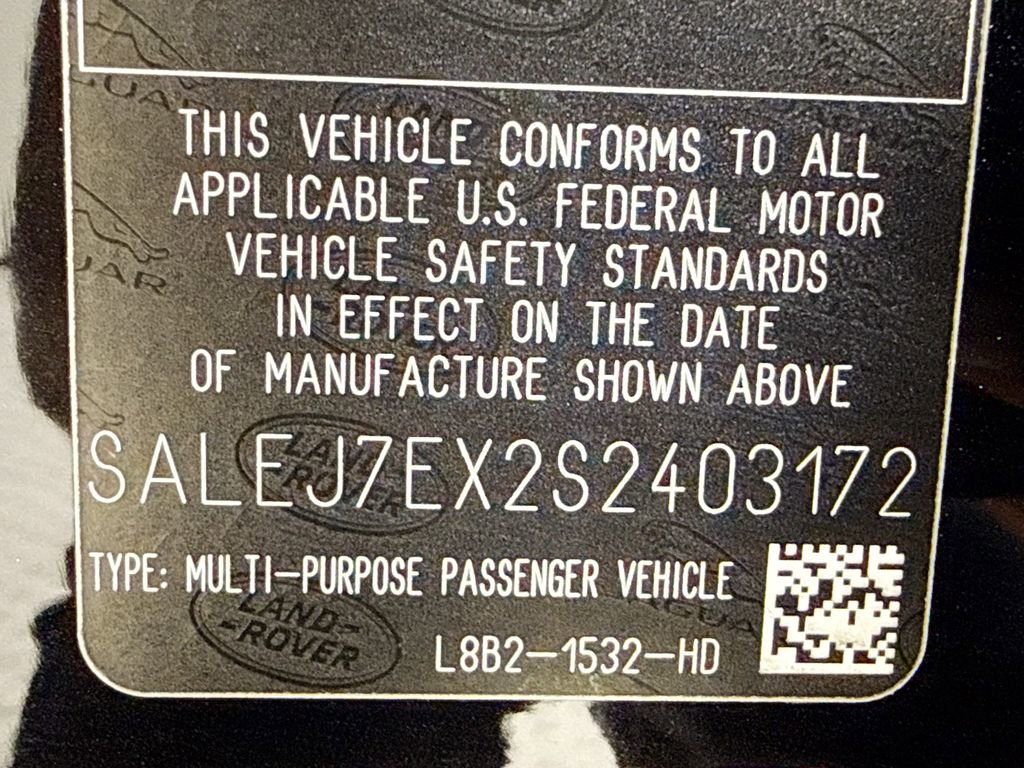 Used 2025 Land Rover Defender 110 S image 28