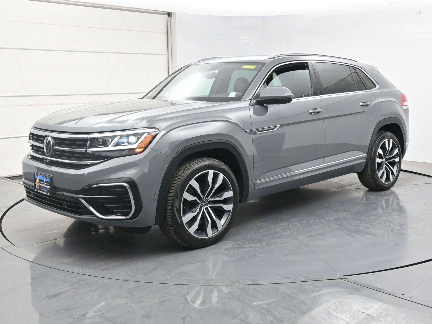 Used 2022 Volkswagen Atlas Cross Sport SEL Premium R-Line AWD/4WD image 1