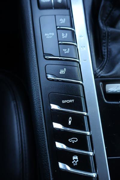 Used 2017 Porsche Macan GTS image 34