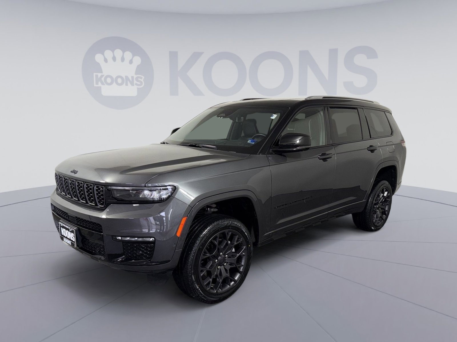 Used 2023 Jeep Grand Cherokee L Summit image 1