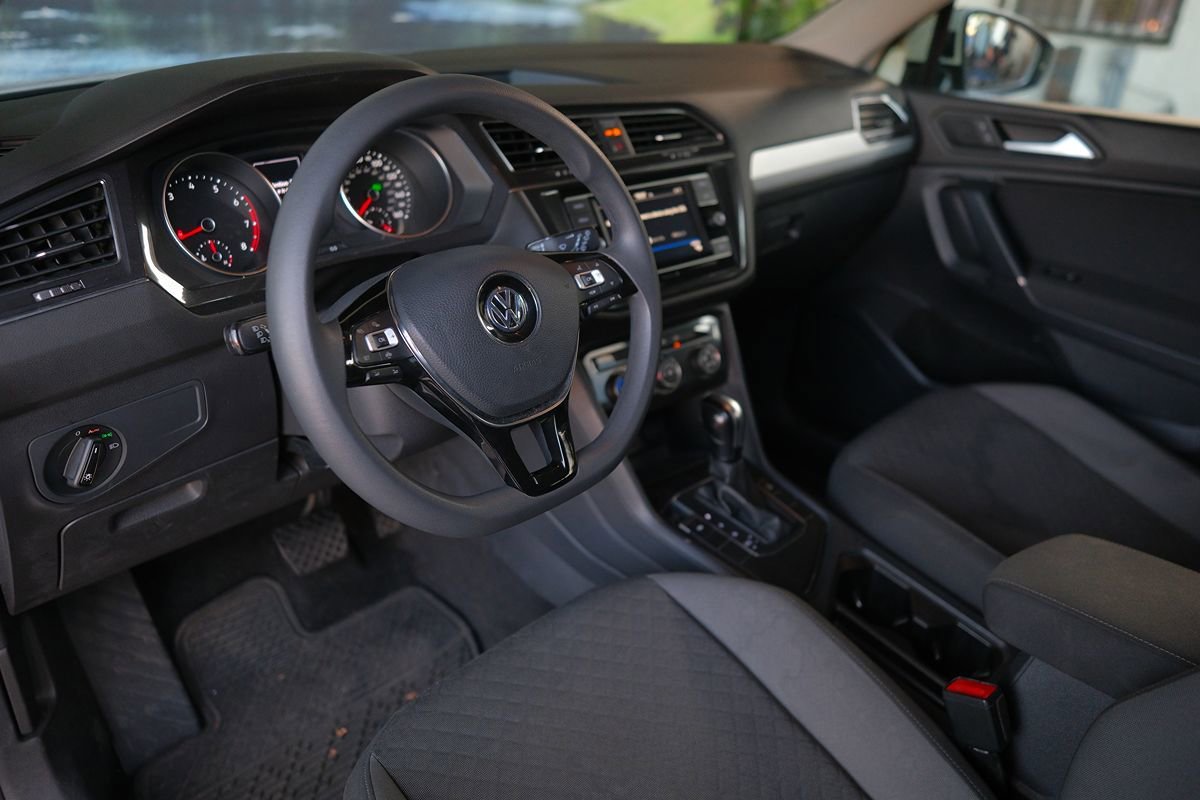 Used 2020 Volkswagen Tiguan S FWD image 14