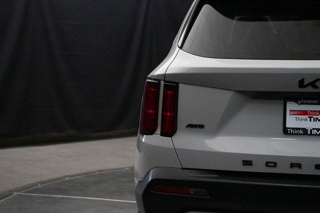 Used 2022 Kia Sorento SX Prestige image 13