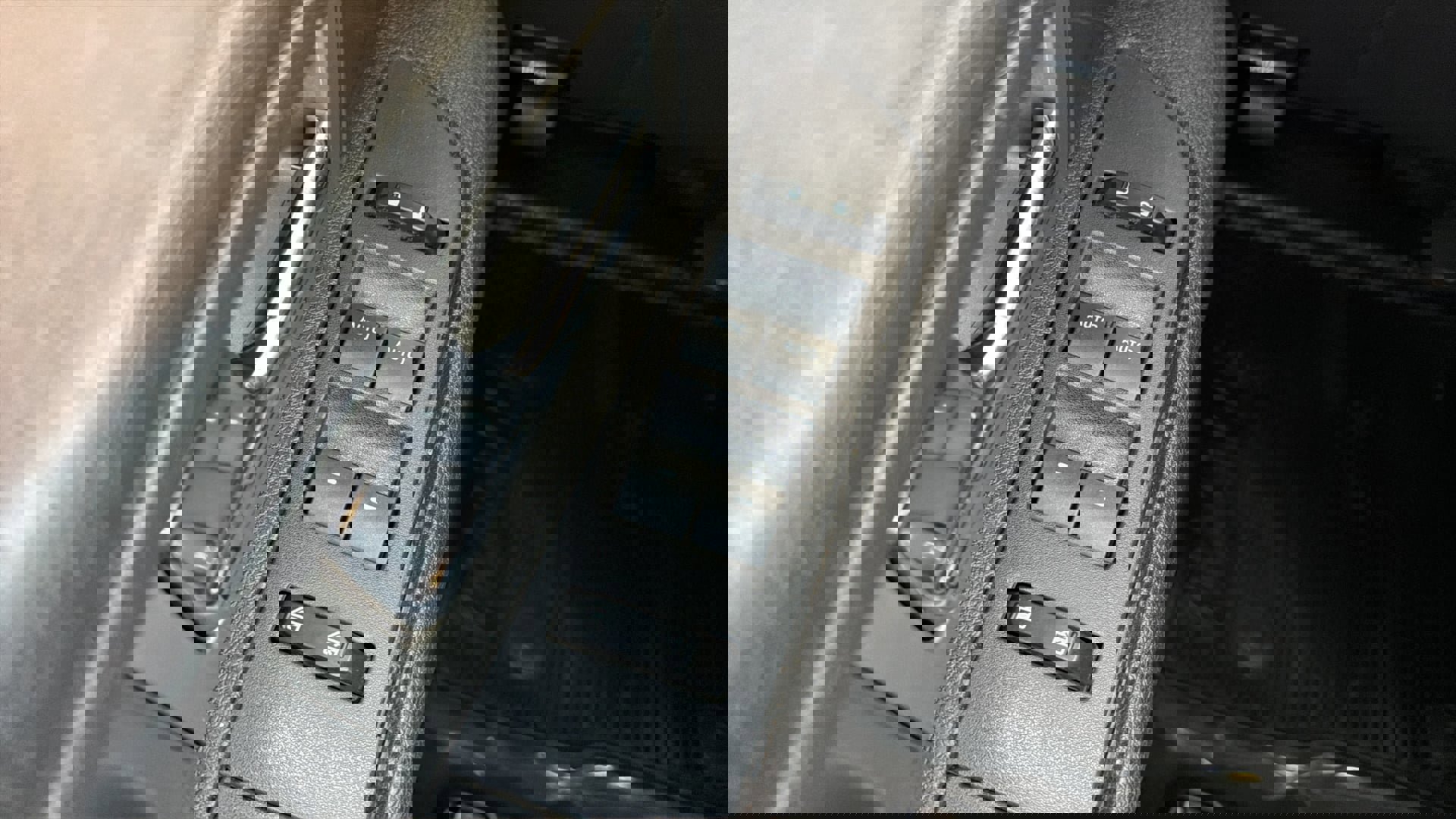 Used 2014 Ford F150 Raptor w/ Equipment Group 801A Luxury image 19