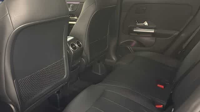 Used 2025 Mercedes-Benz GLA 250 4MATIC image 28