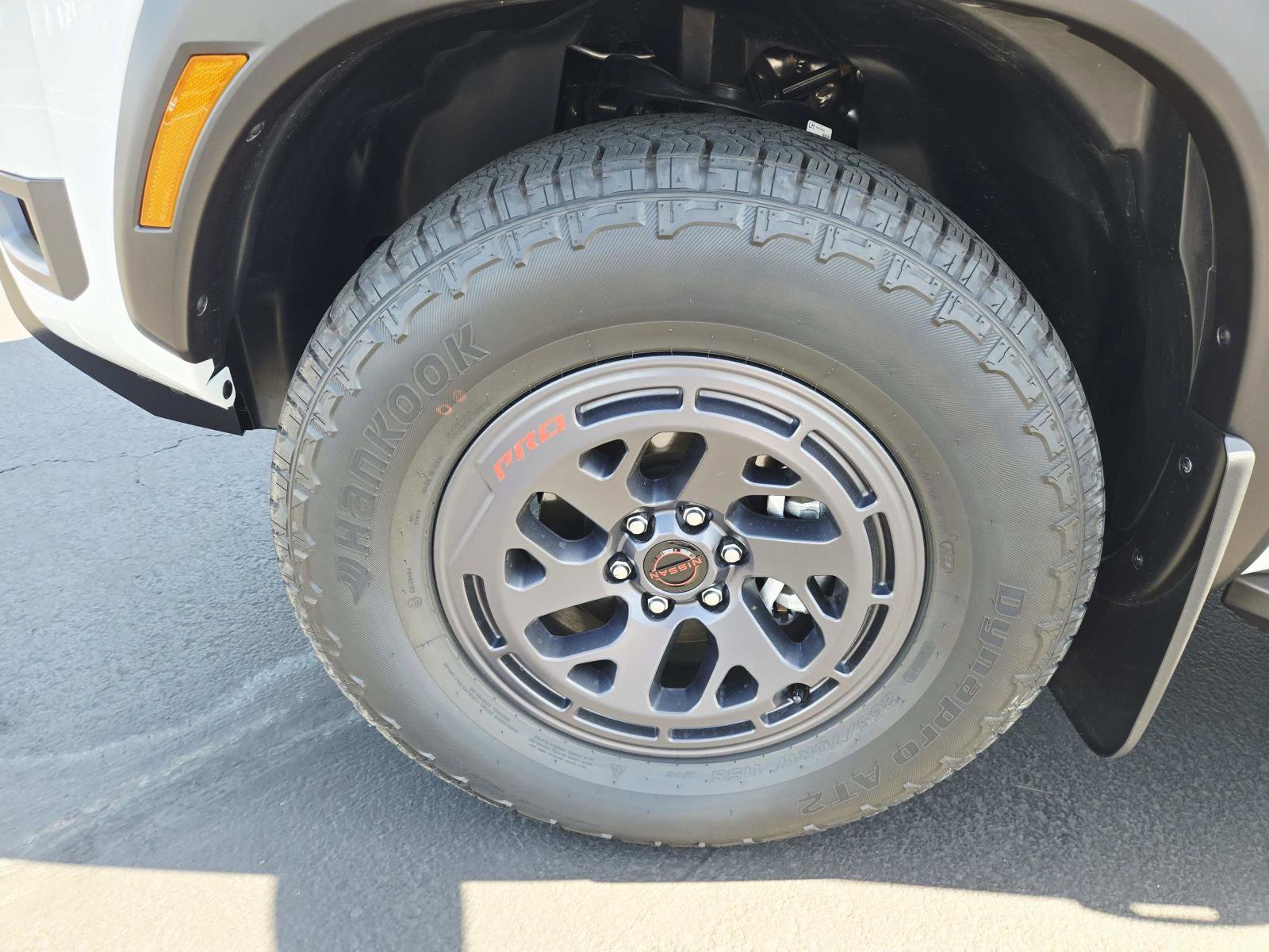 Used 2025 Nissan Frontier PRO-4X w/ Pro Convenience Package AWD/4WD image 19