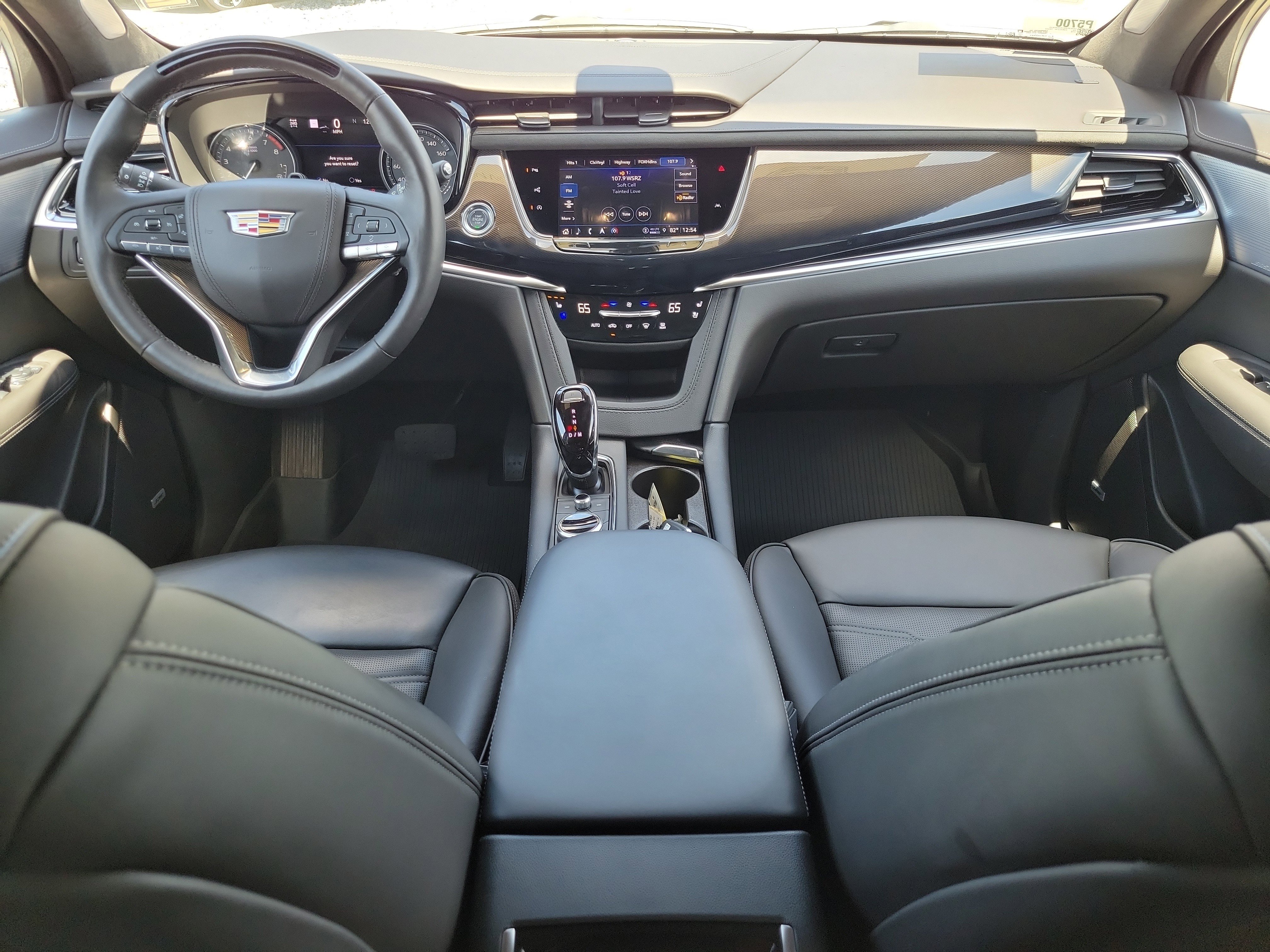Certified 2025 Cadillac XT6 Premium Luxury w/ Platinum Package image 12