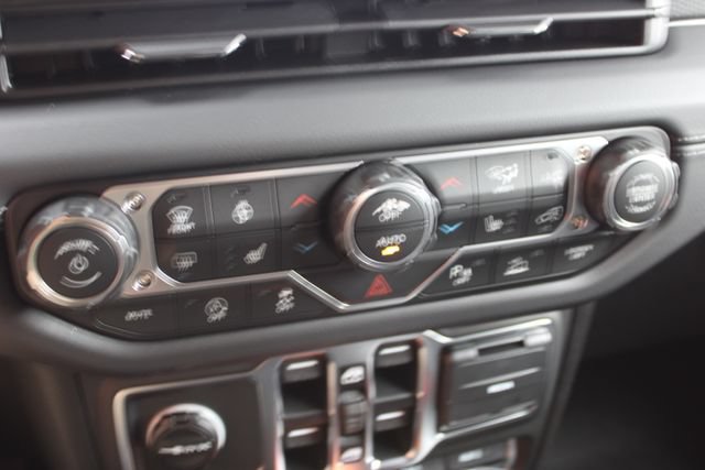 New 2027 Jeep Wrangler Unlimited Rubicon AWD/4WD image 28
