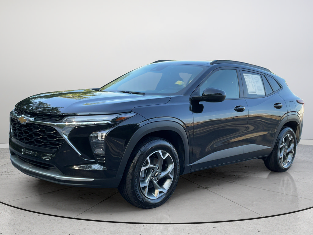 Certified 2025 Chevrolet Trax LT FWD image 5