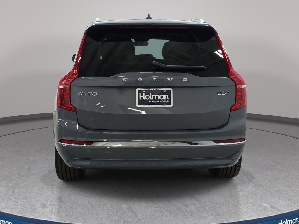 Used 2023 Volvo XC90 B6 Plus w/ Protection Package image 7