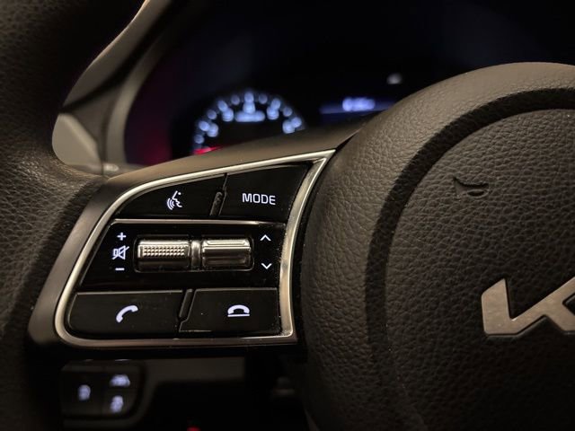 Certified 2023 Kia Seltos LX image 14