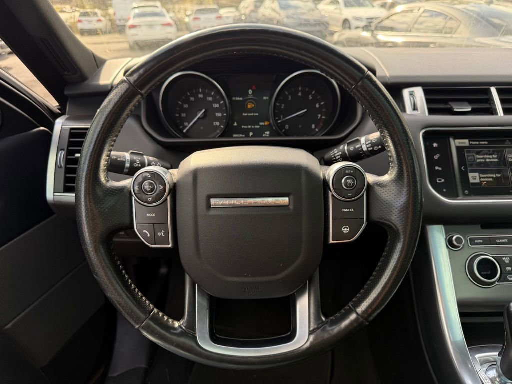 Used 2016 Land Rover Range Rover Sport SE image 13