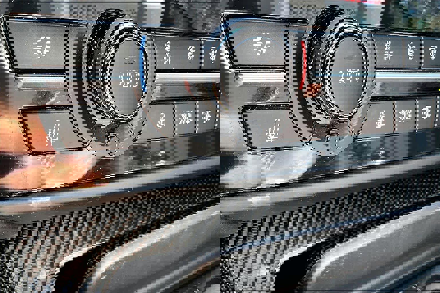 Used 2018 BMW 650i Convertible image 35