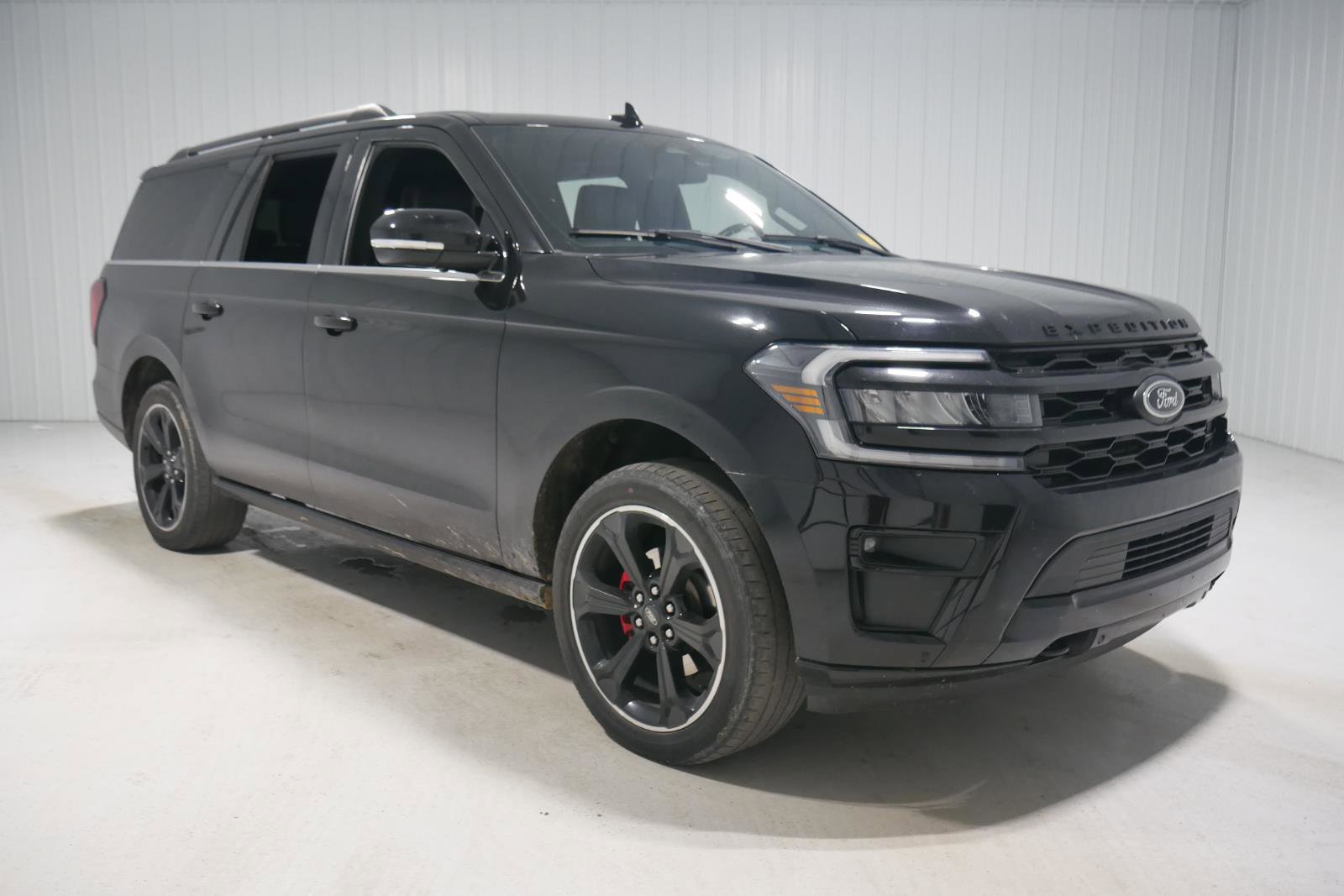 Certified 2022 Ford Expedition Max Limited image 3