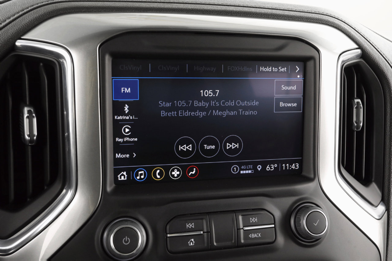 Used 2022 Chevrolet Silverado 2500 LT w/ Midnight Edition image 20