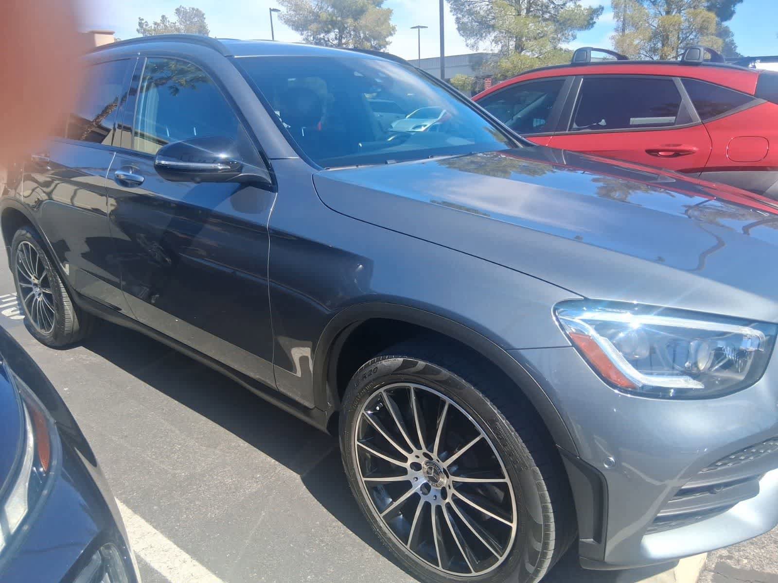 Used 2022 Mercedes-Benz GLC 300 image 2