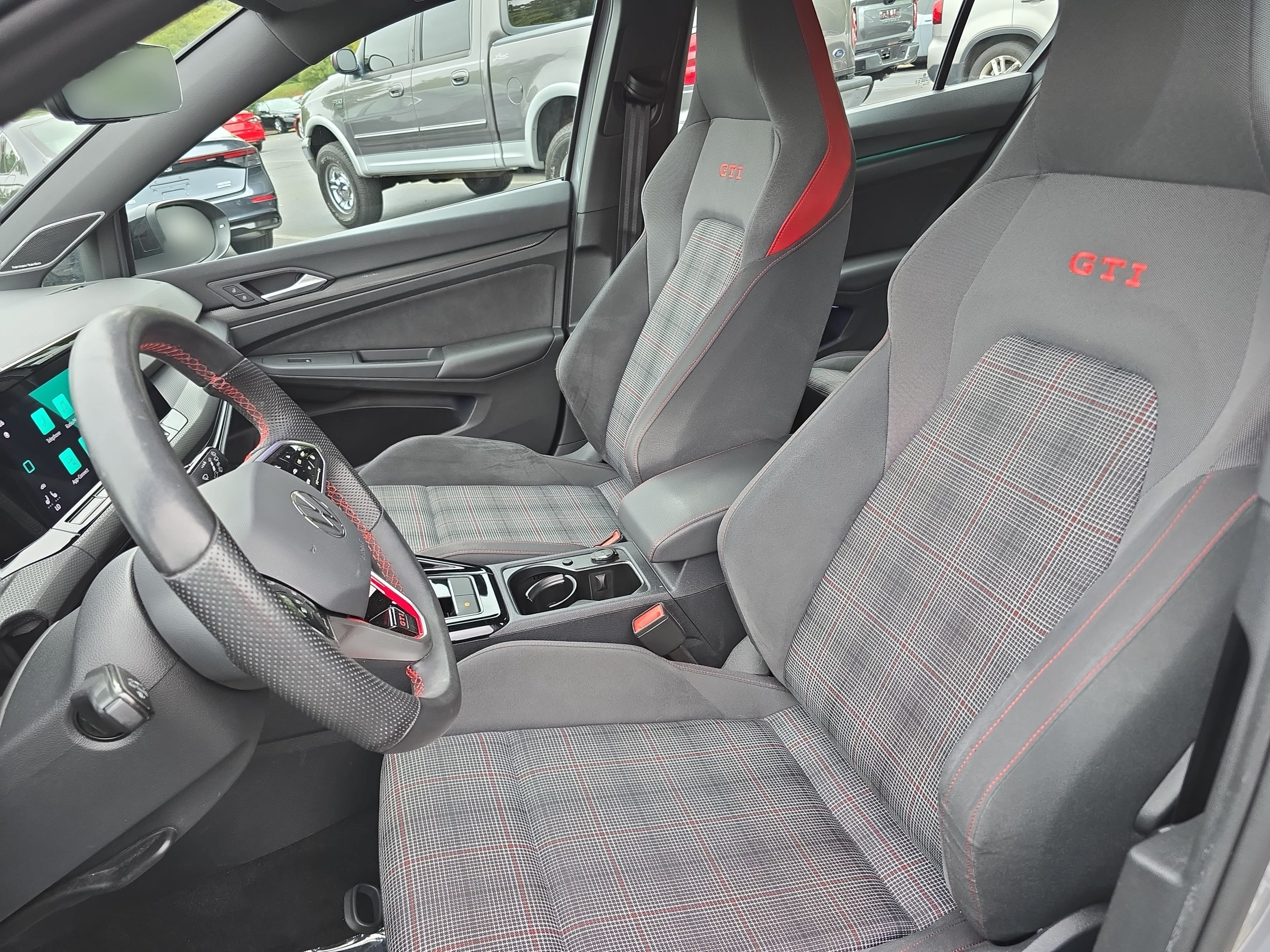 Used 2024 Volkswagen GTI SE FWD image 14