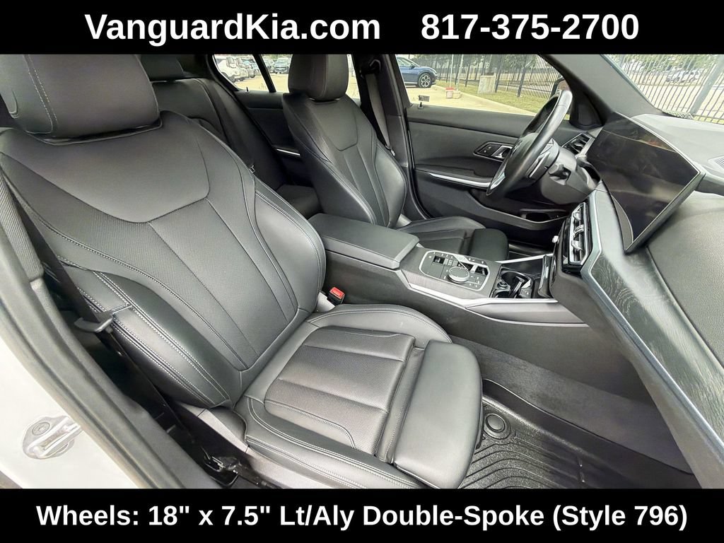 Used 2024 BMW 330i xDrive Sedan AWD/4WD image 29