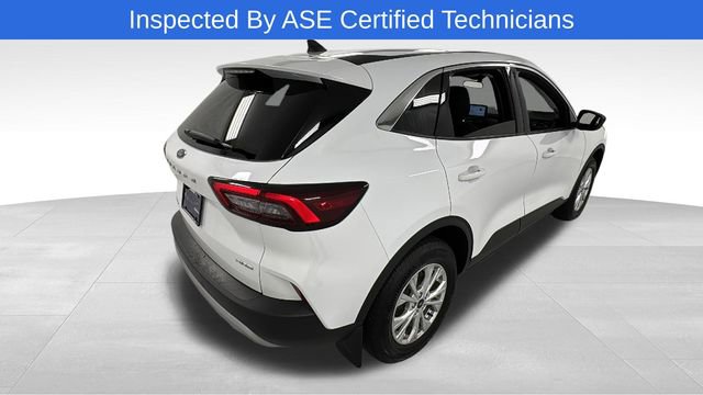 Used 2023 Ford Escape Active image 3