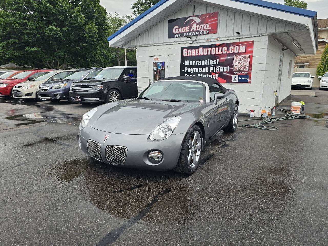 Used 2007 Pontiac Solstice Convertible w/ Preferred Package RWD image 4