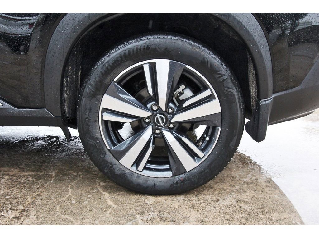 Used 2023 Nissan Rogue SL image 35