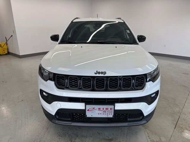 New 2026 Jeep Compass Latitude image 2