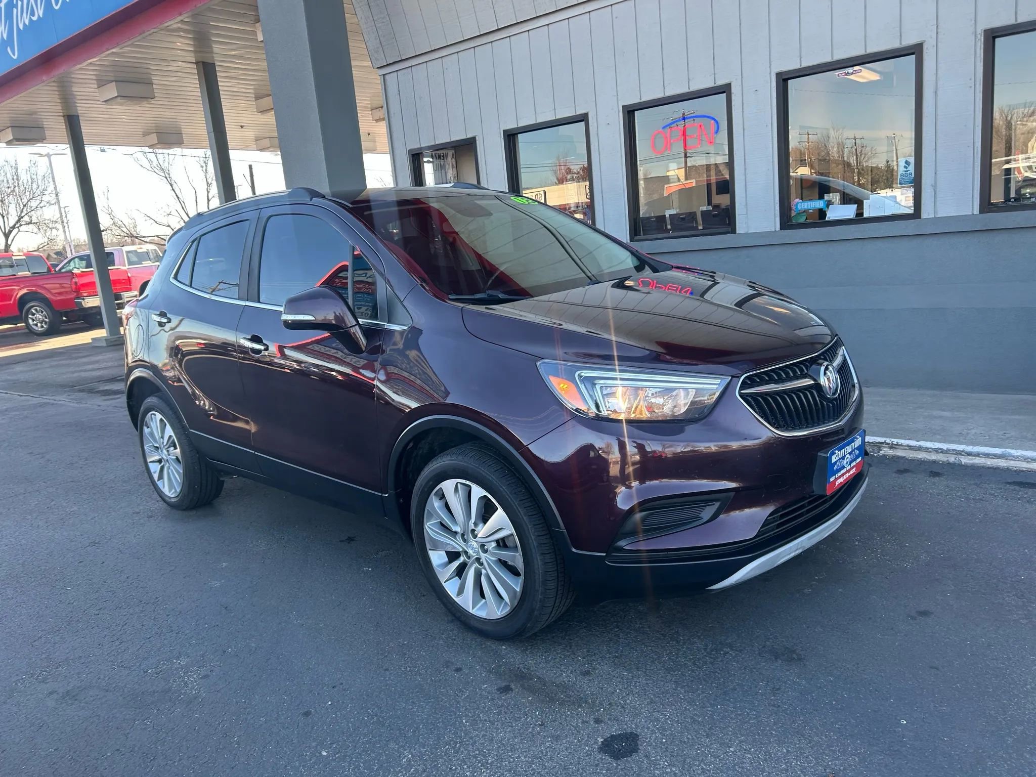 Used 2018 Buick Encore Preferred image 27