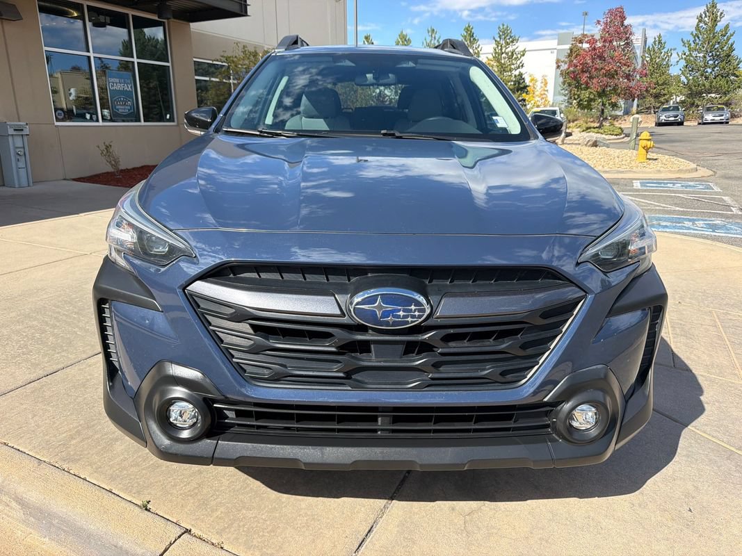 Used 2023 Subaru Outback Premium AWD/4WD image 3