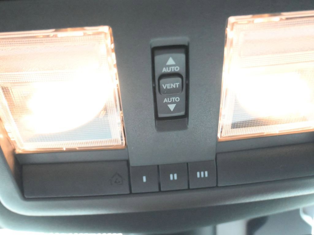 Used 2023 Dodge Challenger GT w/ Plus Package image 12