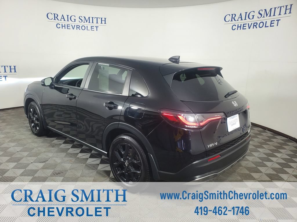Used 2023 Honda HR-V Sport image 3
