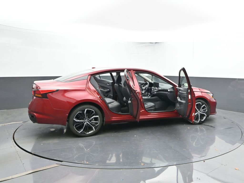 Used 2024 Nissan Altima 2.5 SR w/ SR Premium Package AWD/4WD image 56