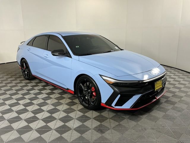 Used 2025 Hyundai Elantra N FWD image 3