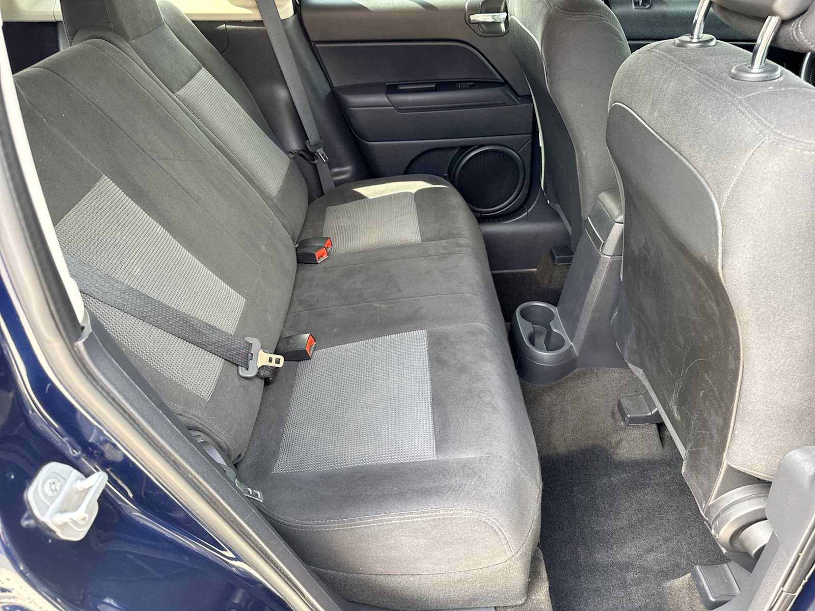 Used 2015 Jeep Patriot Latitude AWD/4WD image 19