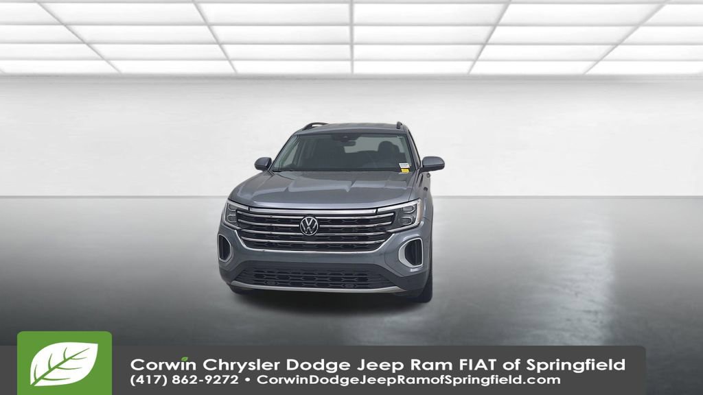 Used 2025 Volkswagen Atlas SE image 5