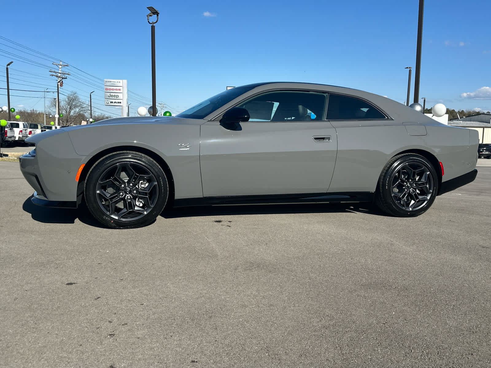 New 2025 Dodge Charger Daytona R/T w/ Quick Order Package 25M R/T AWD/4WD image 6