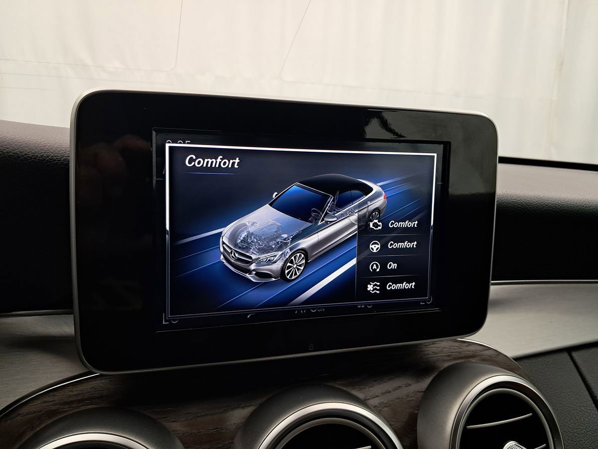 Used 2018 Mercedes-Benz C 300 Cabriolet image 32