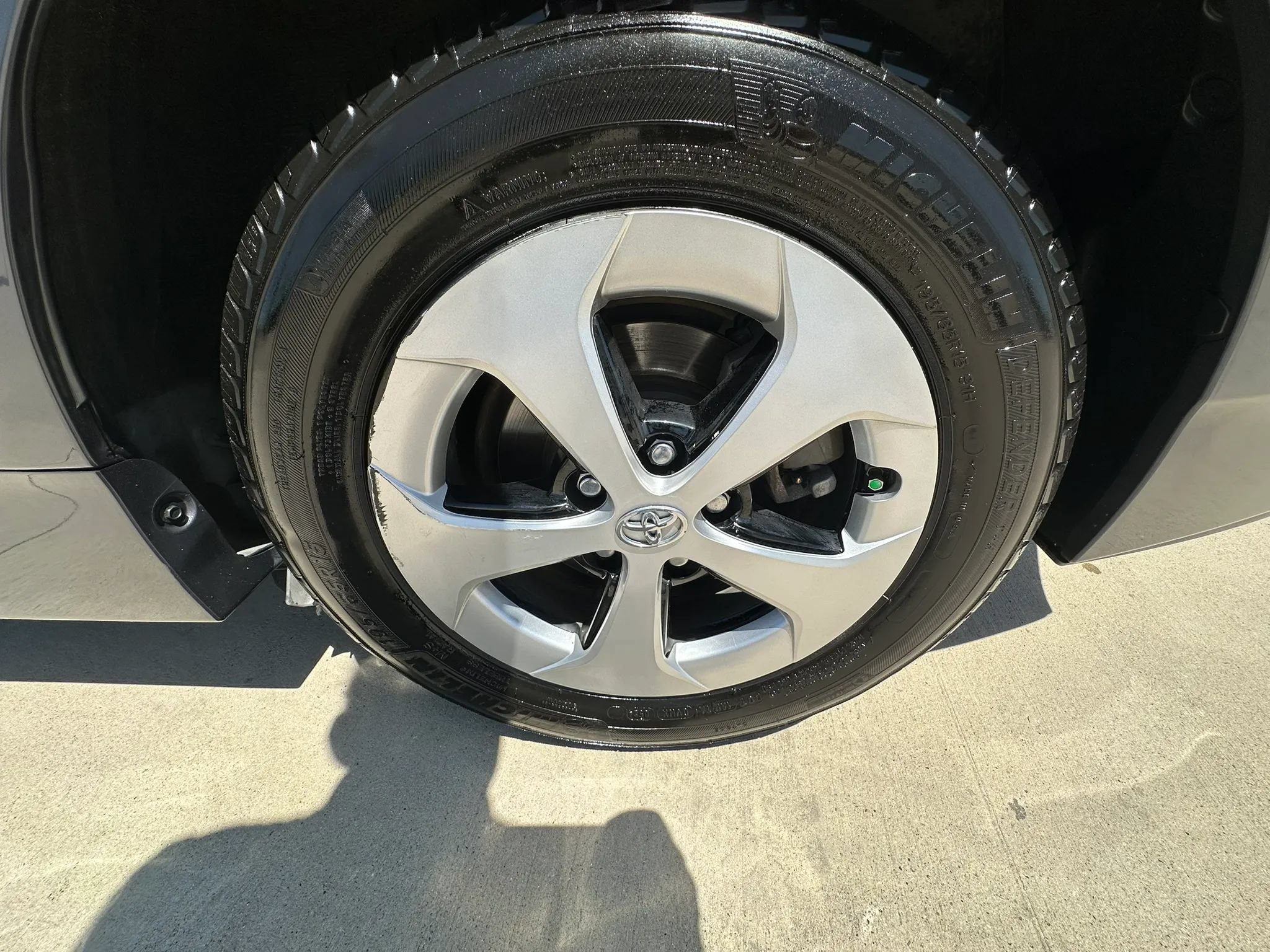 Used 2015 Toyota Prius Three FWD image 35