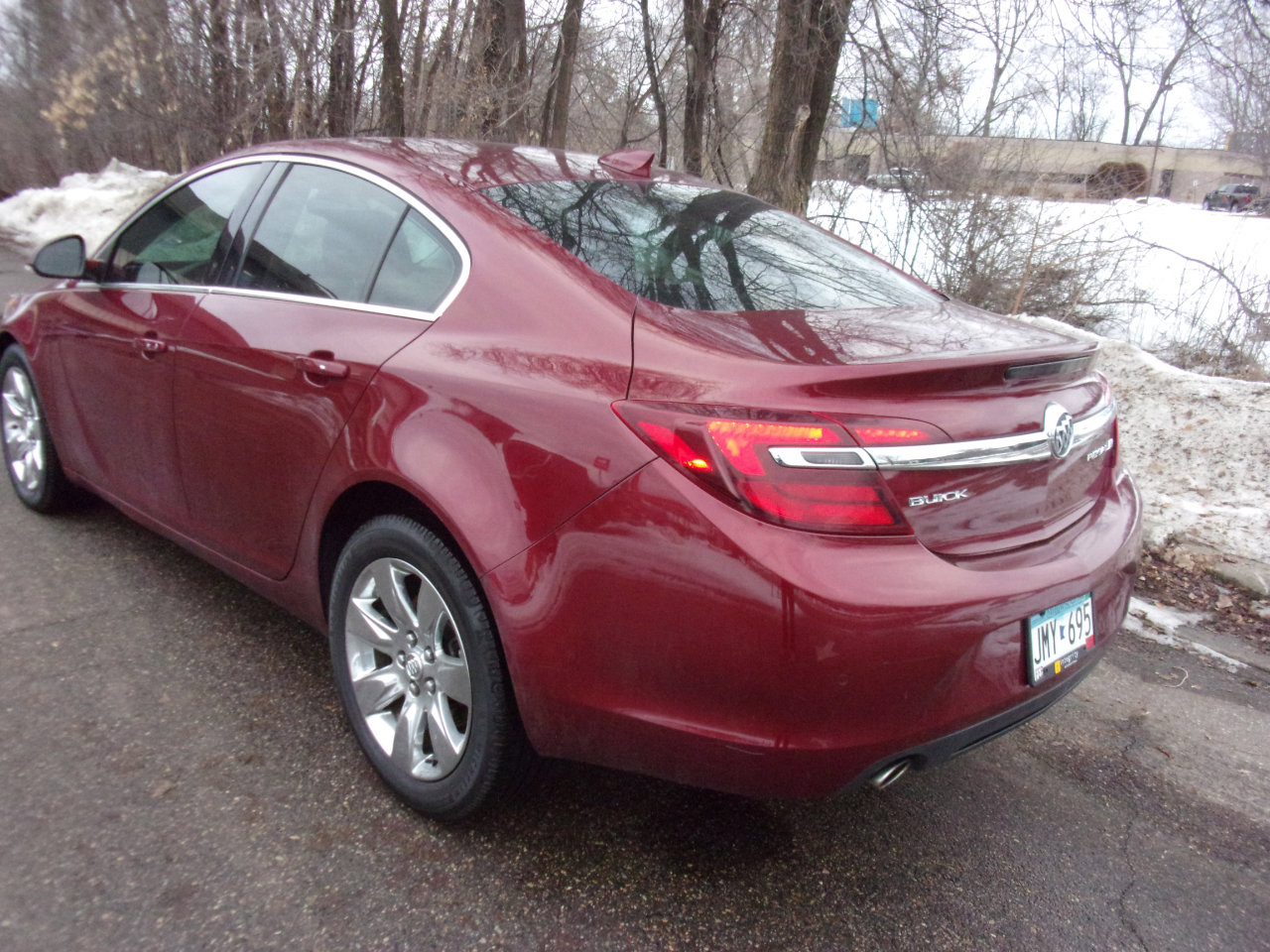 Used 2017 Buick Regal Premium w/ Driver Confidence Package #2 image 3