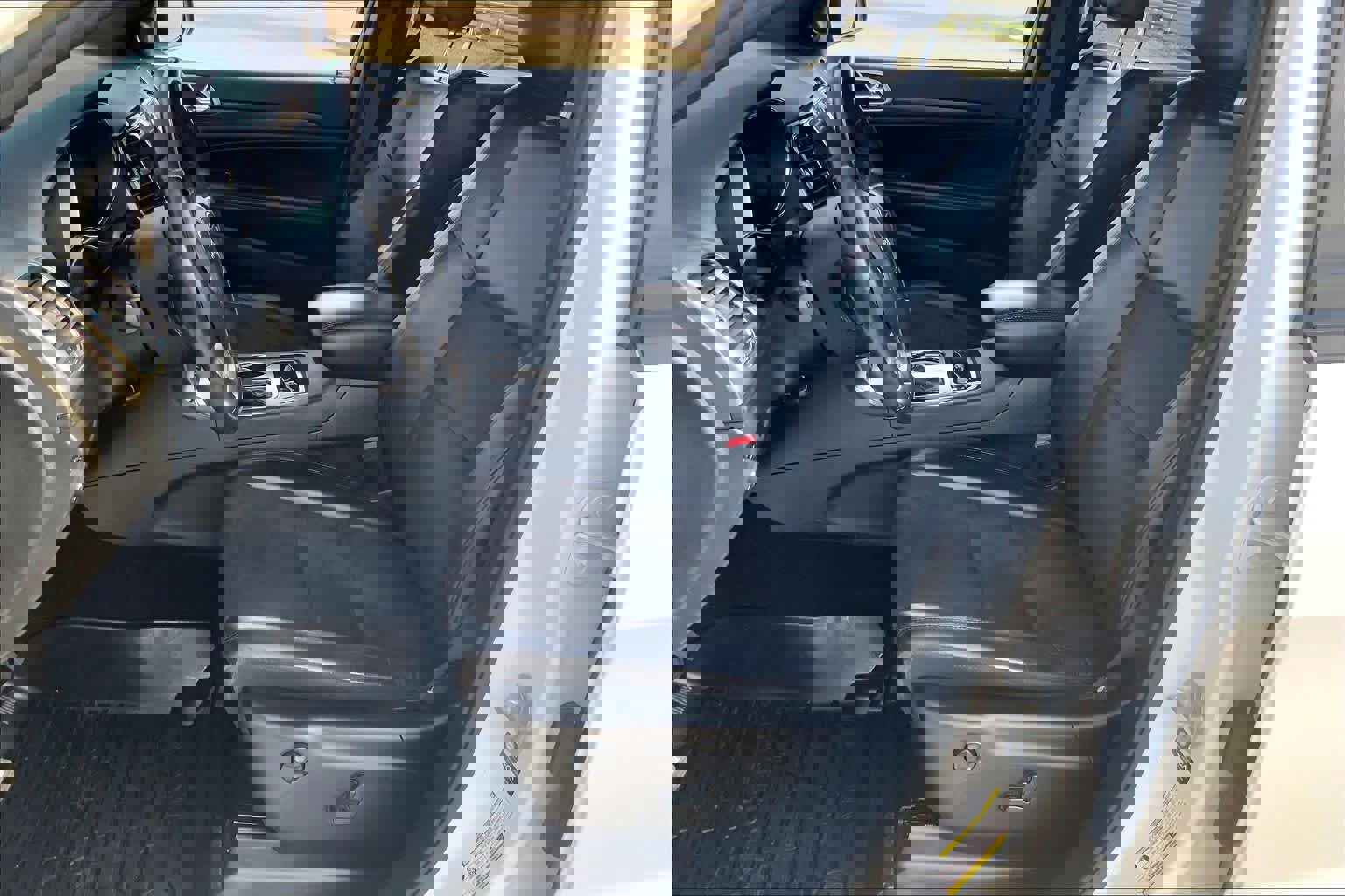 Used 2021 Jeep Grand Cherokee Laredo X image 7