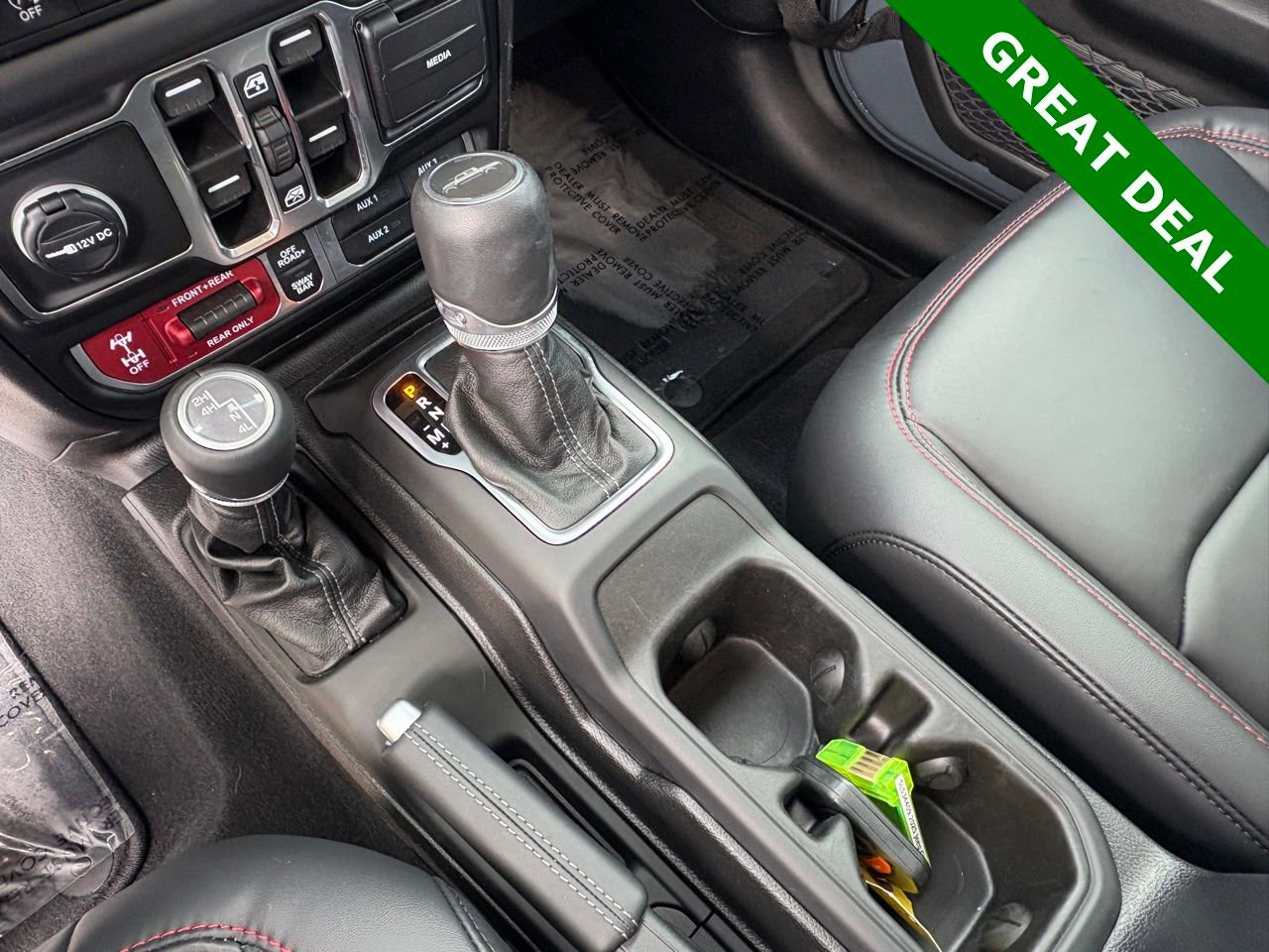 Used 2025 Jeep Gladiator Rubicon w/ Convenience Group AWD/4WD image 24