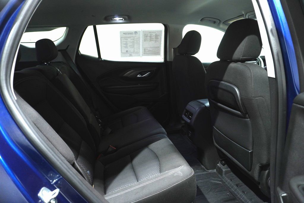 Used 2023 GMC Terrain SLE w/ Driver Convenience Package image 14