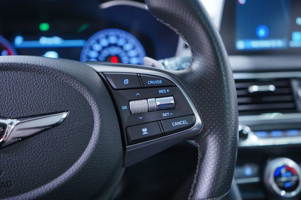 Used 2021 Genesis G70 3.3T image 21