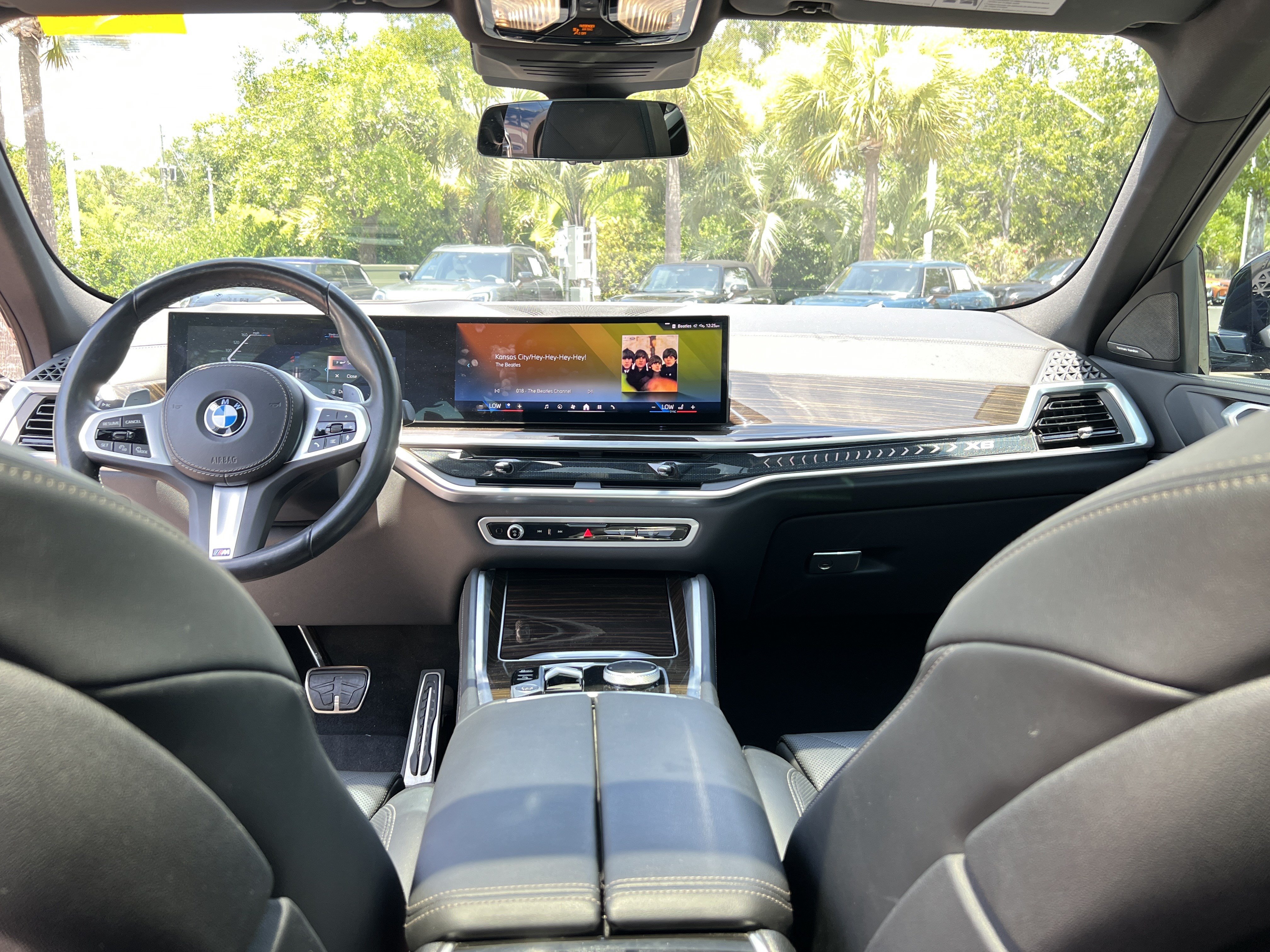Used 2024 BMW X6 xDrive40i w/ Premium Package AWD/4WD image 29